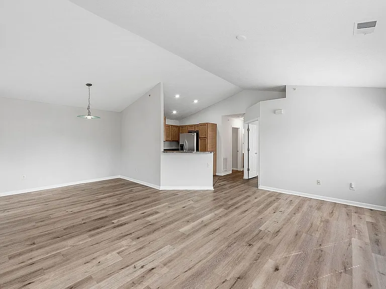 6823 Cloudscape Way — Photo 8