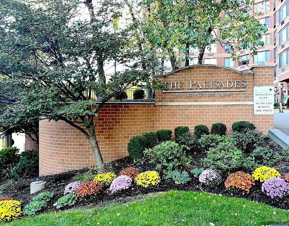 1st image of 100 Old Palisade Rd APT 1516