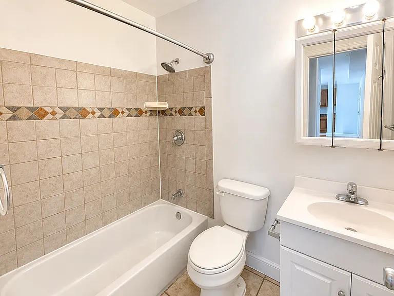 1111 Lamont St NW #203 — Photo 5