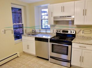 140 Saint Botolph St #13, Boston, MA 02115