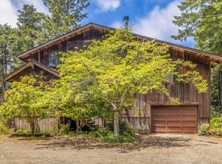 43150 Little Lake Rd, Mendocino, CA 95460