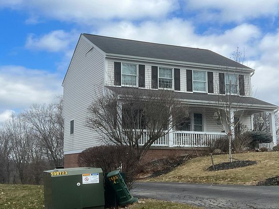 3rd image of 118 Amberwoods Dr
