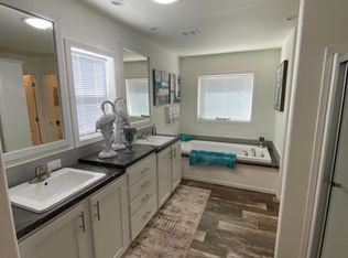 42516 W Cheery Lynn Rd, Tonopah, AZ 85354