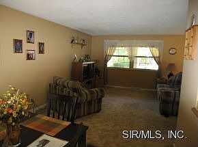 3rd image of 22 Wiltshire Ct