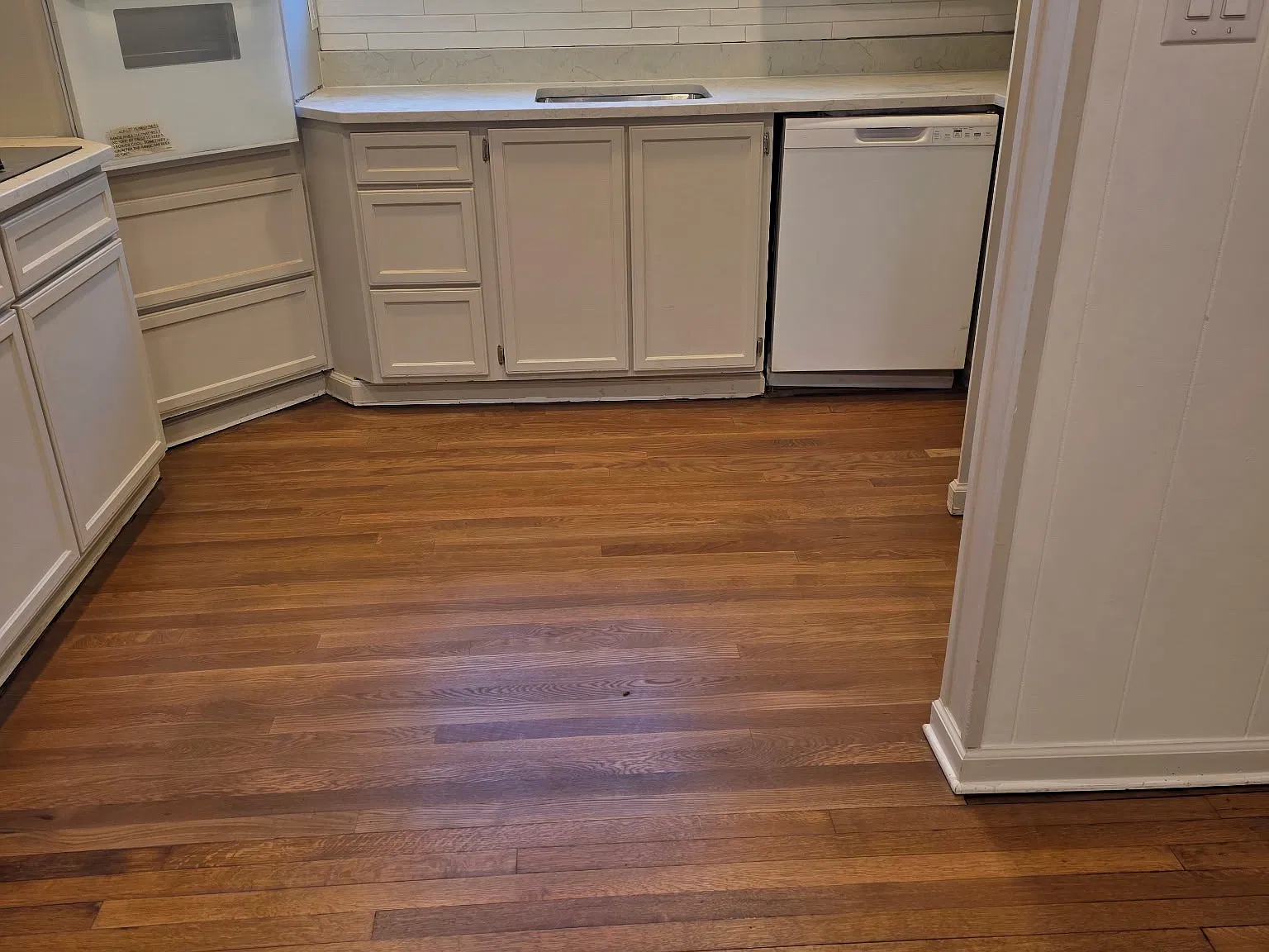 2 bed, 800 sqft, $2,200 — Photo 3