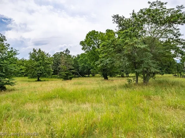 Payne Ave, Wister, OK 74966
