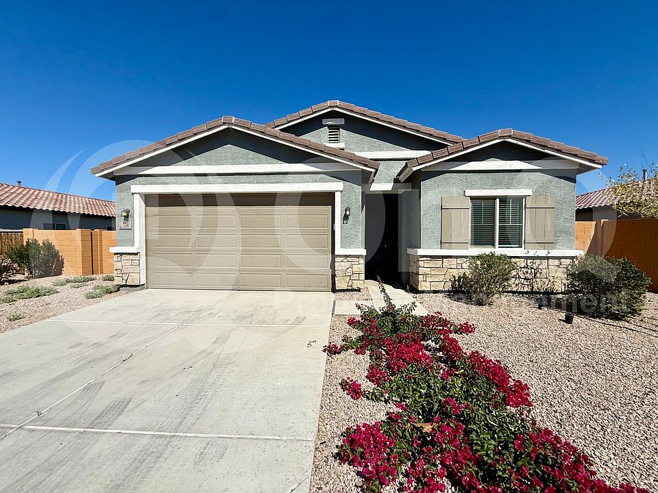 1st image of 724 E Ruby Dr