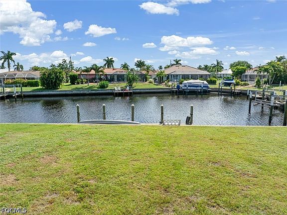 2nd image of 834 Santa Margerita Ln