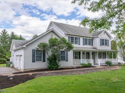 13 Briarwood Rd, Long Valley, NJ, 07853
