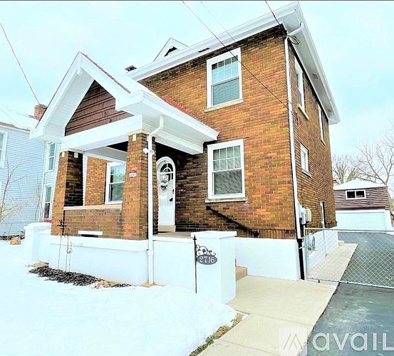 1st image of 2716 Rosina Ave