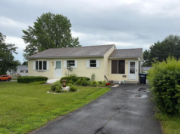 21 Dennis Ave, Plattsburgh, NY 12901