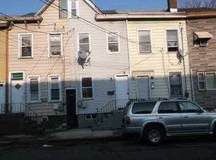 82 Woolverton Ave, Trenton, NJ 08611
