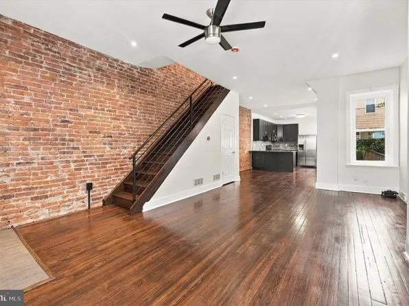 5225 Larchwood Ave, Philadelphia, PA 19143