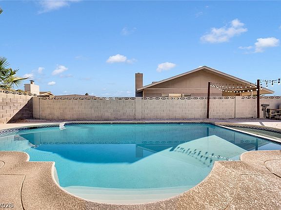 2nd image of 4518 El Canela Way