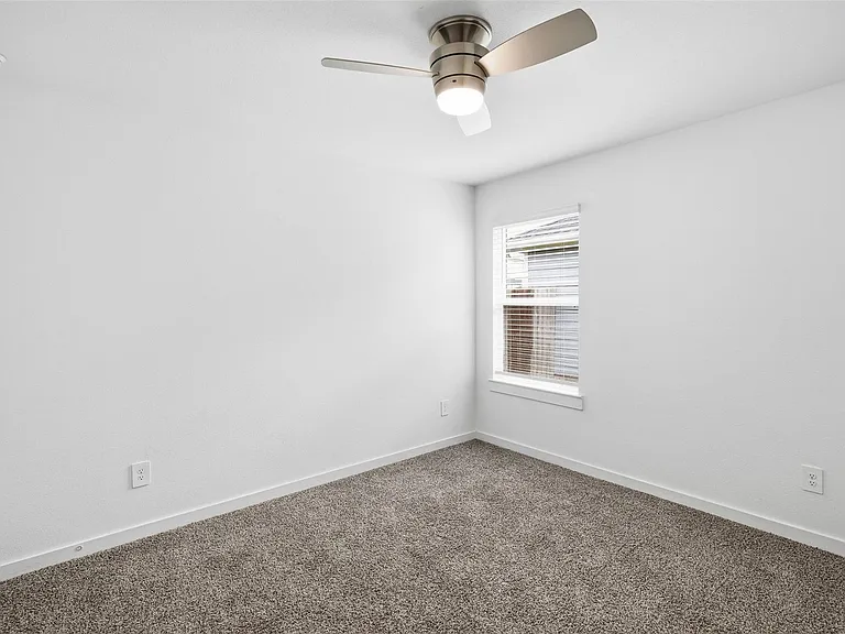 31814 Hallington Hill Ln — Photo 23