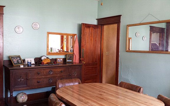 5th image of 203 S Northfield St