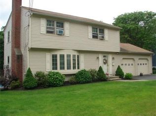 18 Old Brook Rd, Shrewsbury, MA 01545