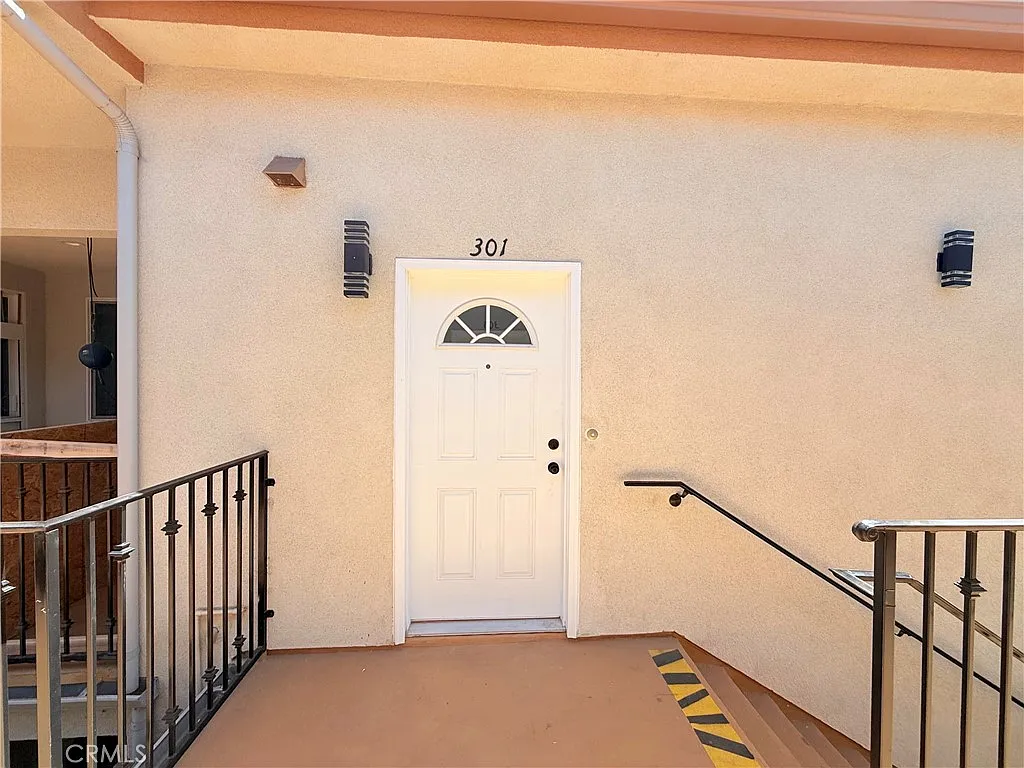 3 bed, 1333 sqft, $3,000 — Photo 2