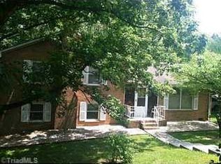 5 Limerick Ct, Greensboro, NC 27406