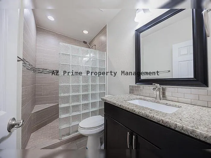 1332 E Whitton Ave — Photo 13