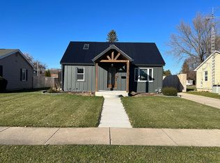 1712 Peterson Ave, Janesville, WI 53548