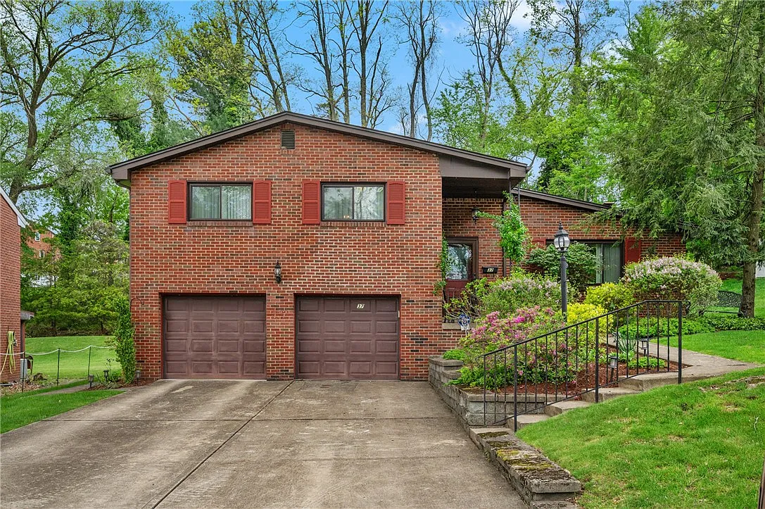 37 Nancy Dr photo 1