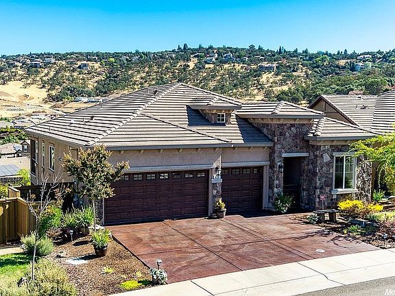 2nd image of 699 Lefevre Dr