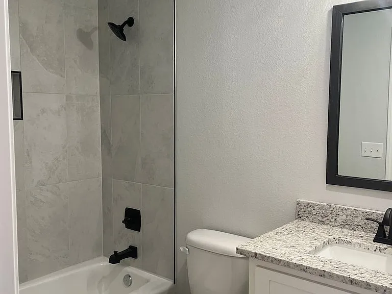 14102 Daisy Dr — Photo 3