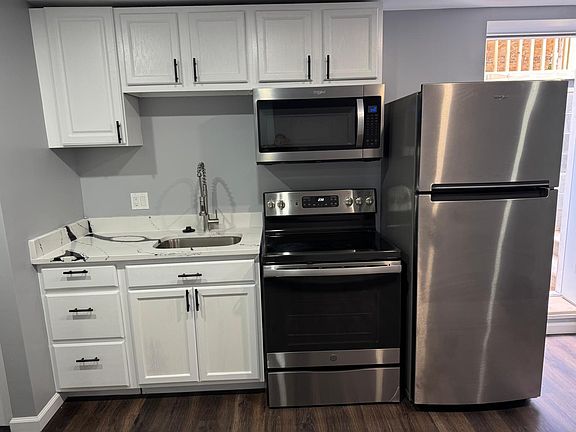 4th image of 590 Over Ridge Dr #2