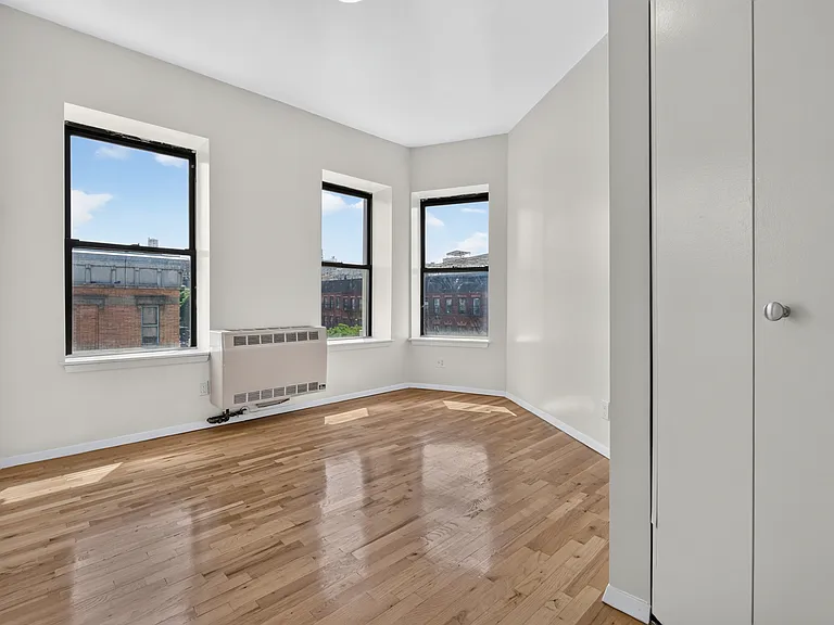 71 W 109th St #5B — Photo 3