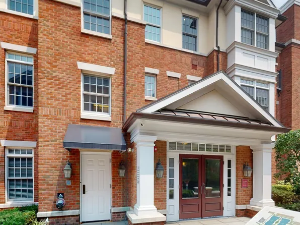 221 Victoria Mews, Princeton, NJ 08542
