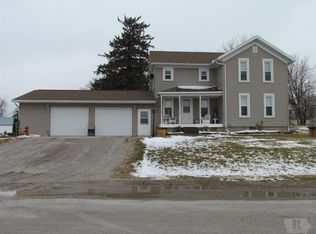 504 1st St, Hartwick, IA 52232