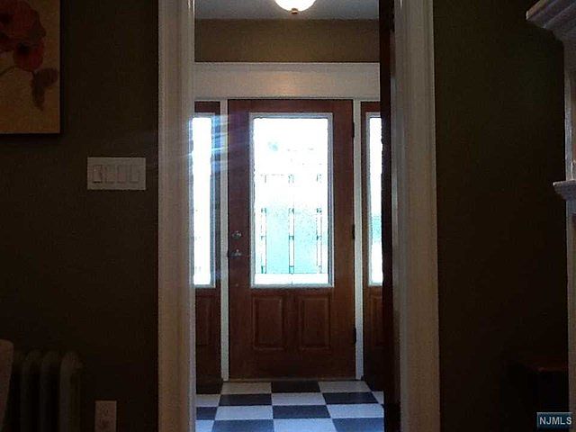 1st image of 516 Olympia Ave