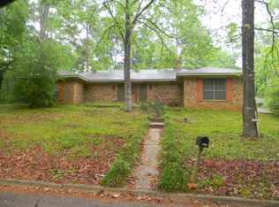 2209 Briargrove Dr, Nacogdoches, TX 75965