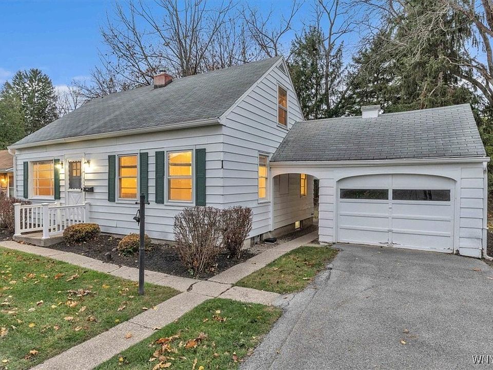1st image of 686 Girard Ave