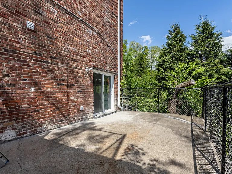 514 Guyasuta Rd #7 — Photo 8