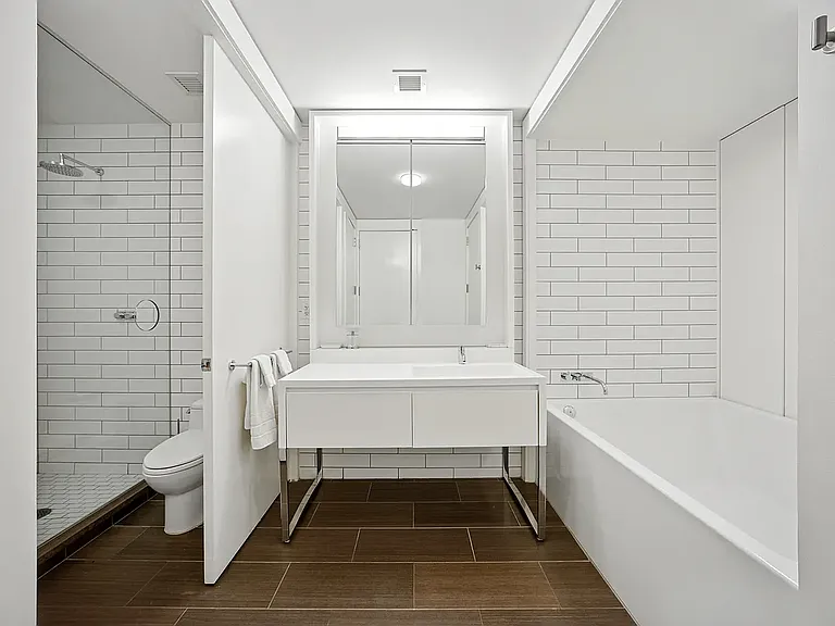 15 William St #26E — Photo 8