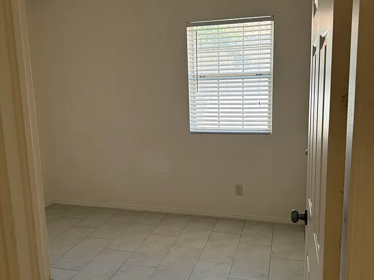 W Canyon View Dr — Photo 17