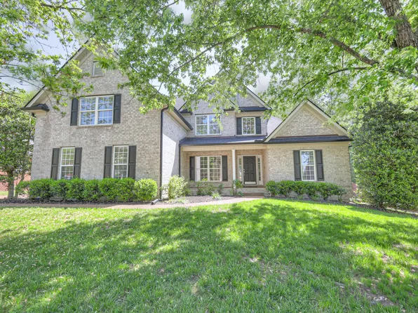 1178 McCoury Ln, Spring Hill, TN 37174