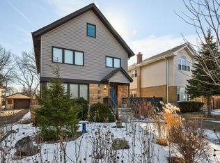 5881 N Central Ave, Chicago, IL 60646