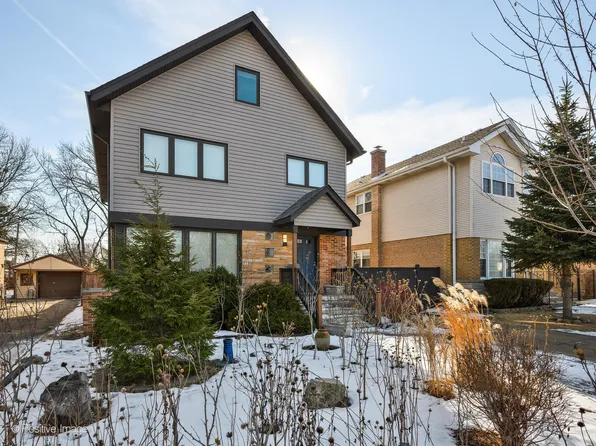 5881 N Central Ave, Chicago, IL 60646