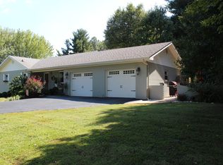 1296 State Route 693, Russell, KY 41169