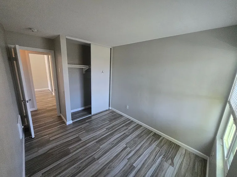 3454 Castle Glen Dr #113 — Photo 36