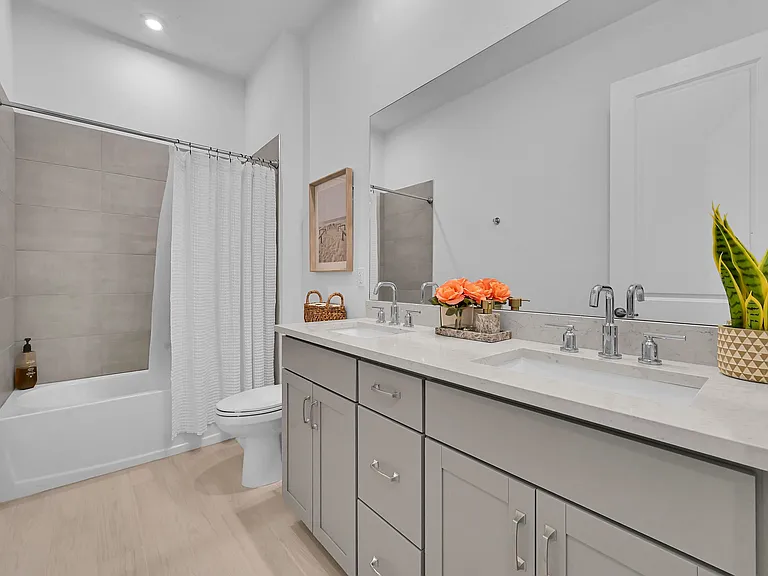 14185 SW Daphne St — Photo 25