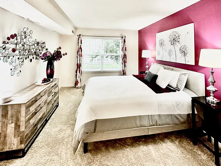 Willow Lake Apartments — Photo 6