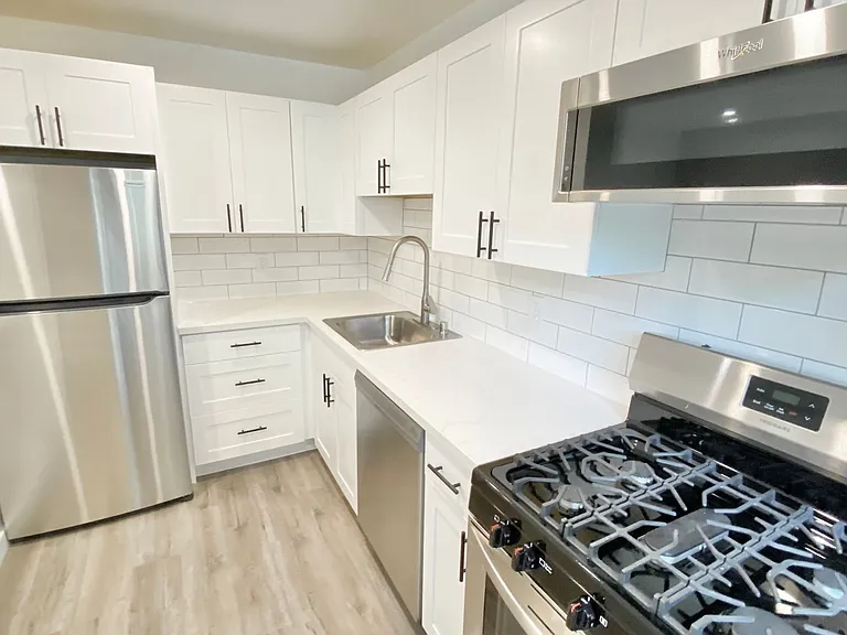The Alterra: Beautiful One-Bedroom Apartments in the Heart of Downtown Walnut Creek — Photo 6