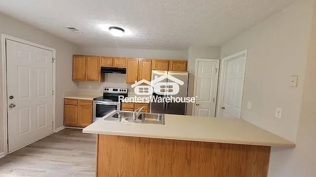 1550 Labonte Pkwy — Photo 5