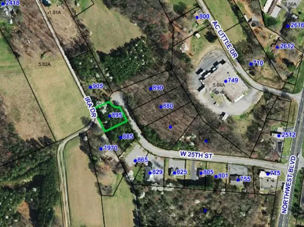 895 W 25th St, Newton, NC 28658