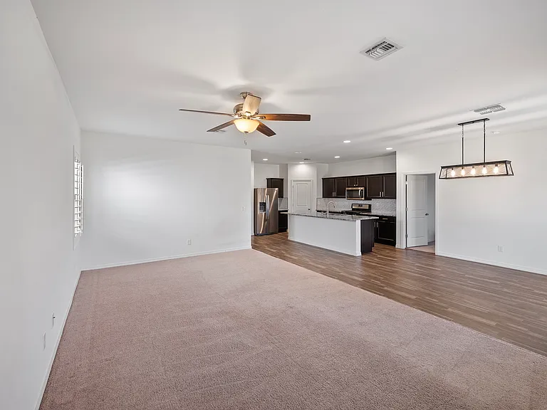 4590 W Foldwing Dr — Photo 18