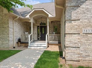 5833 W Fox Hollow Dr, Michigan City, IN 46350